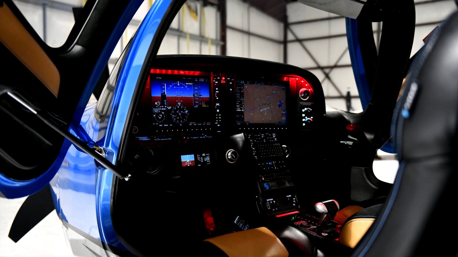 Garmin Perspective Avionics (G1000 Based) with a Flight Management System; leather seats; and a stunning interior design make this an airplane you’ll be proud of stepping in and out of during your trips. | N804HS