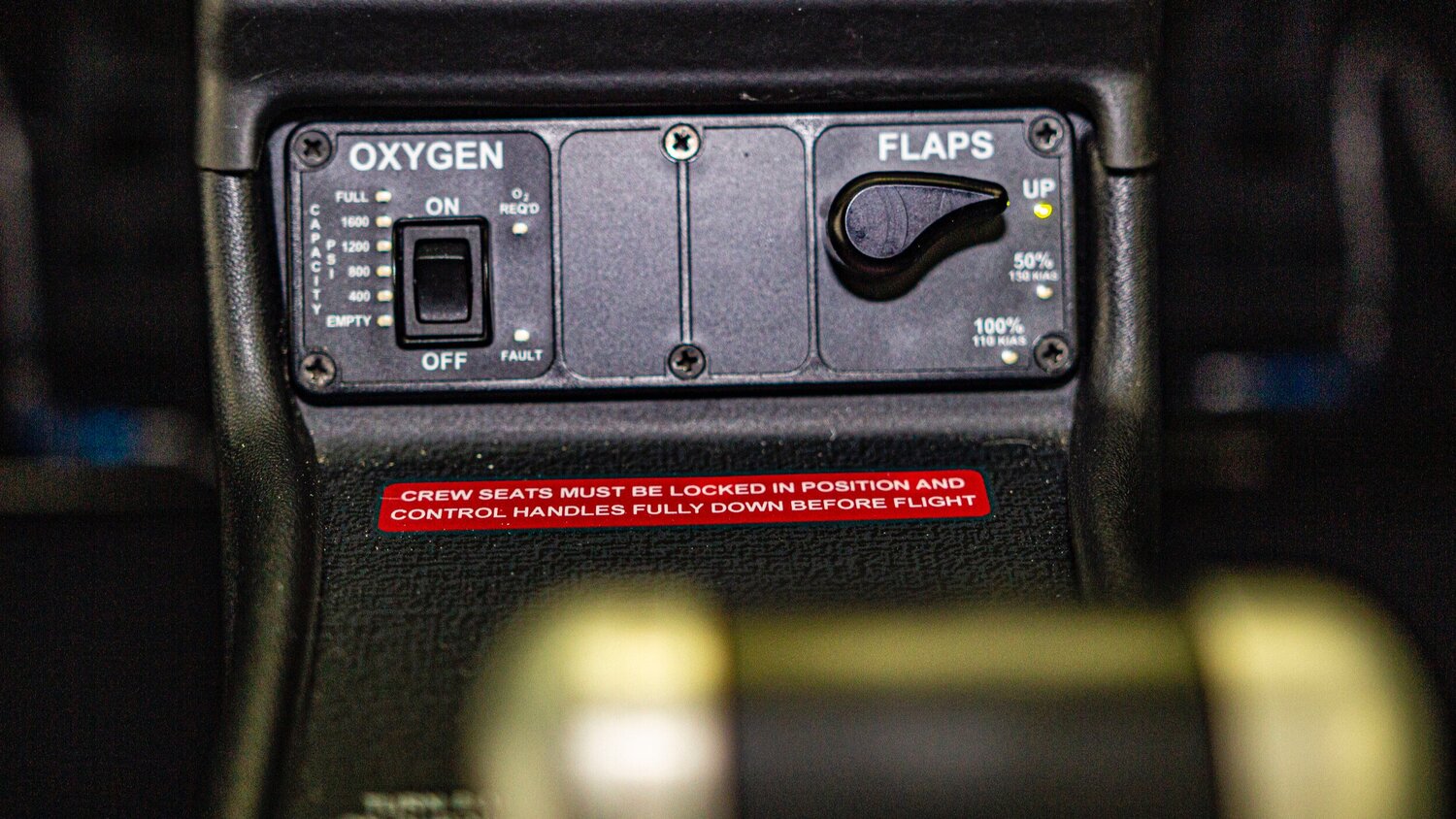 The safe way to fly high! Get above 12,500MSL with a convenient oxygen distribution system built right into the aircraft. This lets you take on the flight levels and expand your options when choosing winds aloft. | 14CFR § 91.211